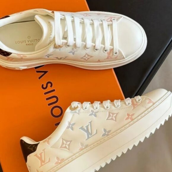 Louis Vuitton Time Out Sneakers Size 39 - Picture 3 of 6